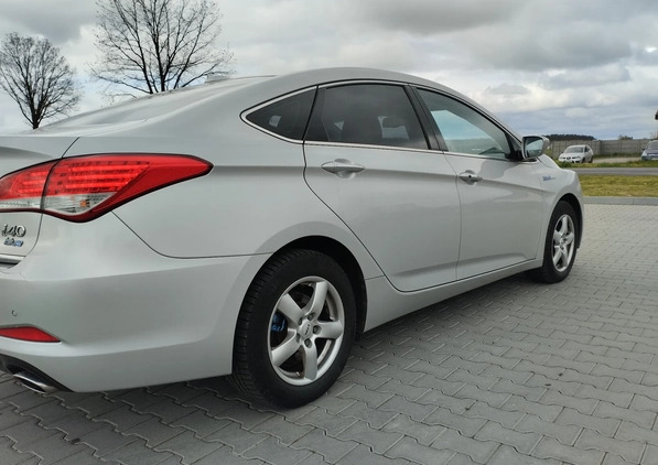 Hyundai i40 cena 20500 przebieg: 209000, rok produkcji 2013 z Zbąszyń małe 172